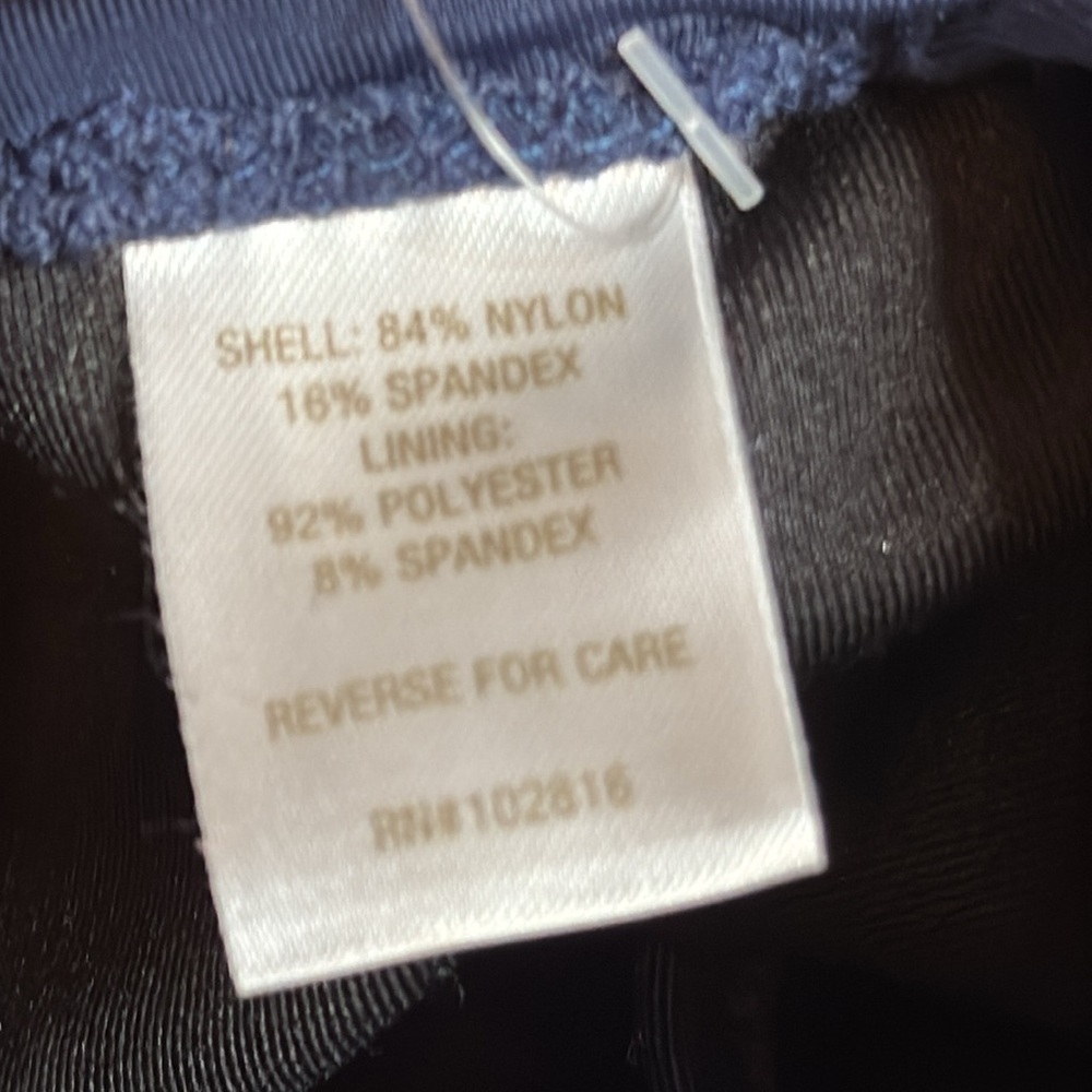 NEW Garnet Hill Ruched Surplice V-Neck One-Piece Swimsuit size 8 navy blue nwt - Picture 9 of 9